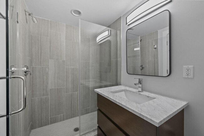 Building Photo - 367 Auden Ave