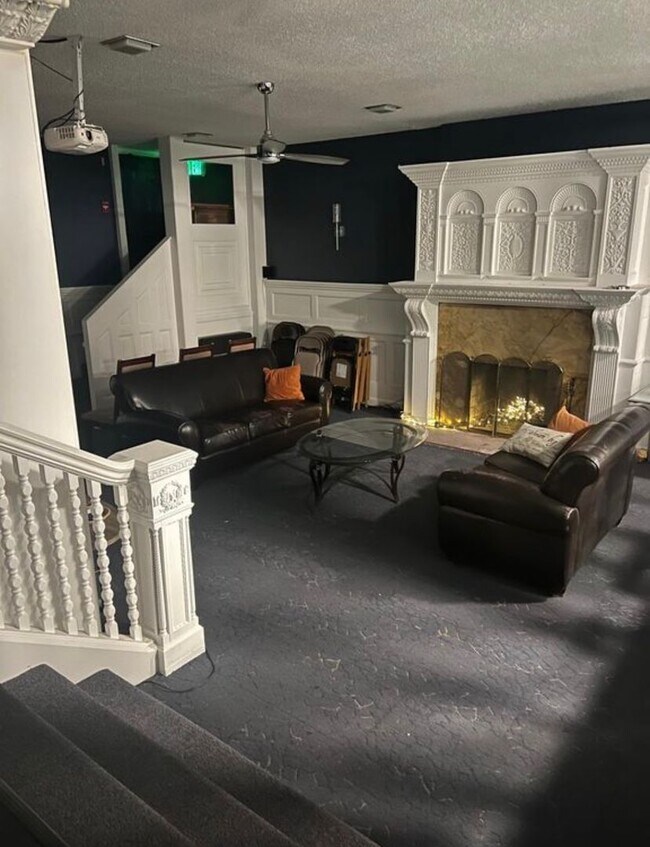 Building Photo - Cap Hill Gem – Walk to Cheesman Park | Pool + Balcony