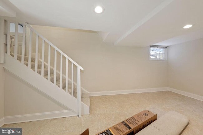 Building Photo - 4816 Leland St