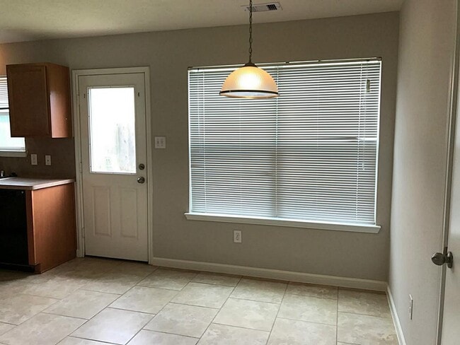 Building Photo - 12702 Claradeen Ct