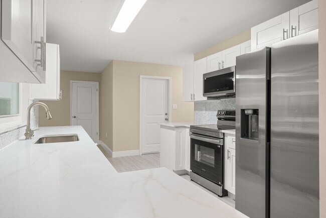 Building Photo - 4119 Tangier St