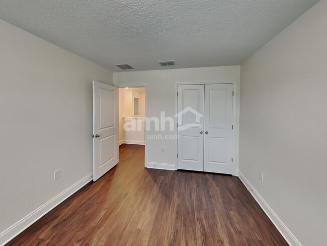 Building Photo - 6126 Little Blf Cir