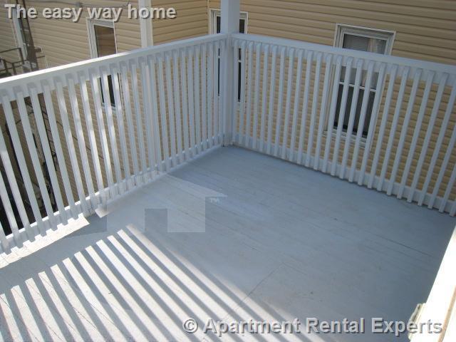 Building Photo - 6 Giles Park