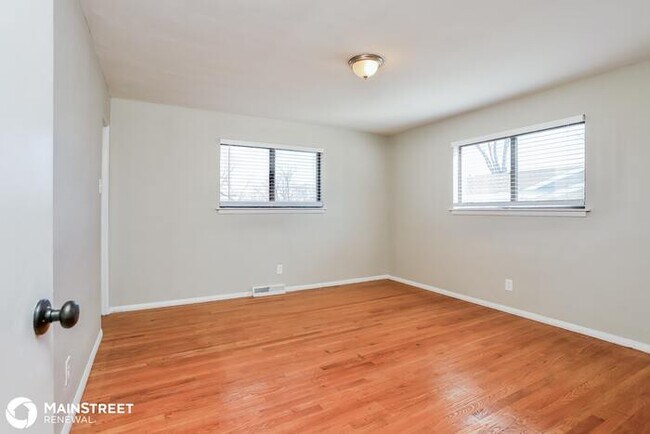 Building Photo - 1 CLARA AVE, ST PETERS, MO 63376