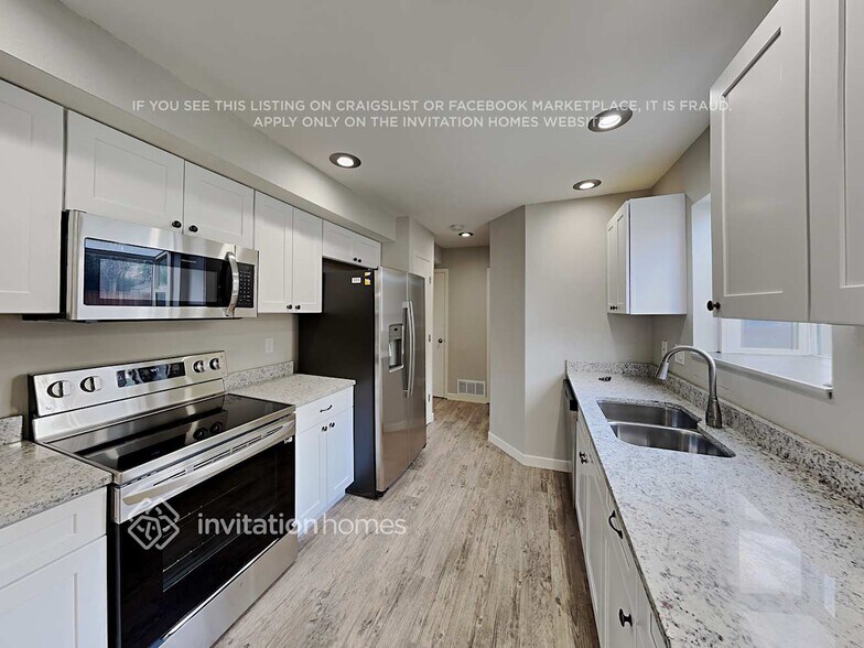 Building Photo - 7190 Allens Park Dr