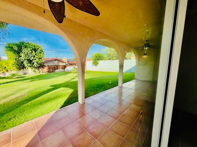 Building Photo - 73410 Royal Palm Dr