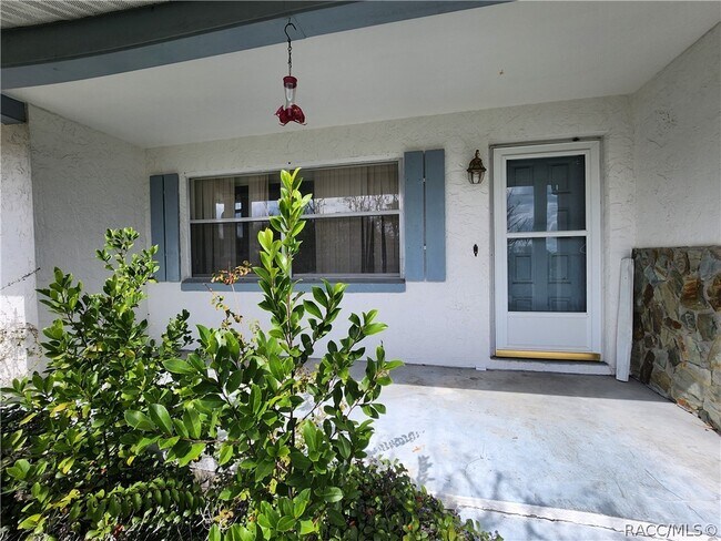 Building Photo - 229 W Casurina Pl