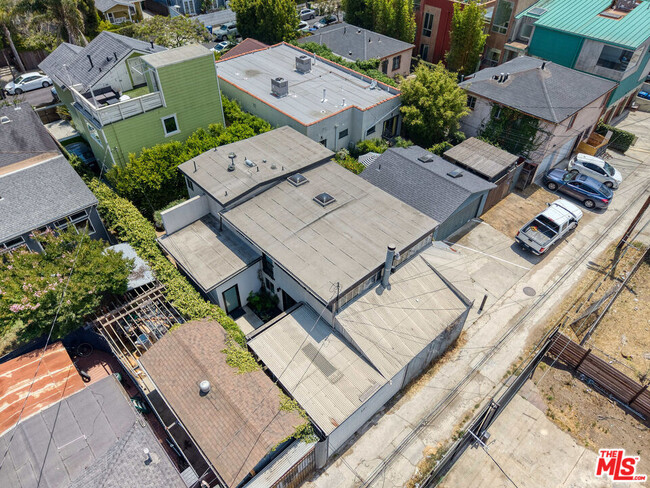 Building Photo - 519 1/2 San Juan Ave