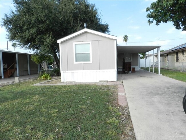 Building Photo - 17 Amy St