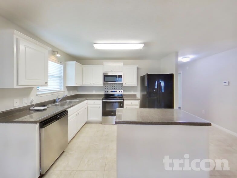 Building Photo - 5746 Butch Canyon