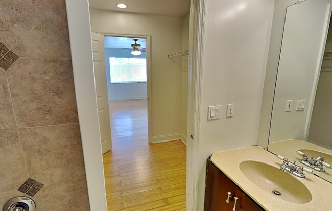 Building Photo - 1954 Conway Rd