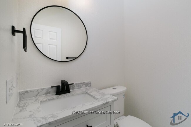 Building Photo - 3697 Jasmine Cir