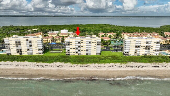 Building Photo - 7420 S Ocean Dr