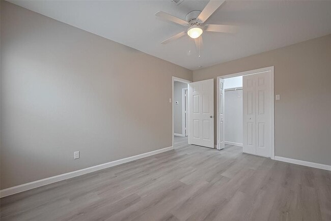 Building Photo - 1750 Lynn Ln