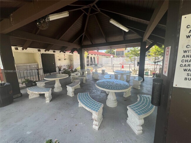 Building Photo - 8701 SW 141st St