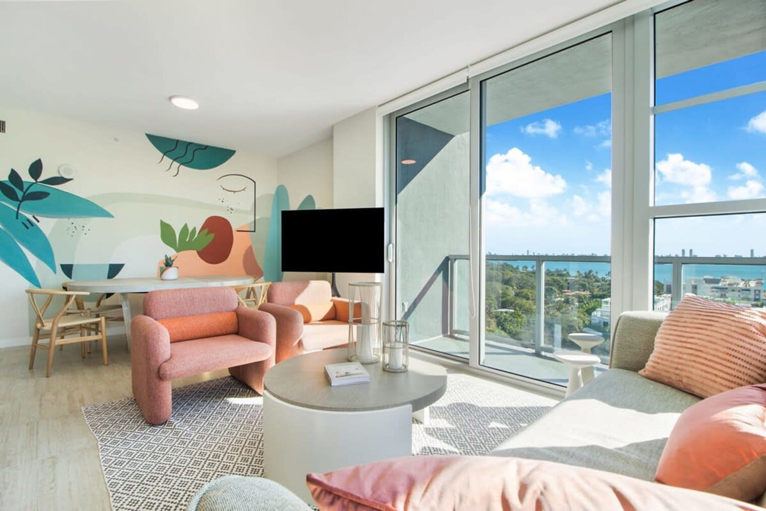 Building Photo - 3900 Biscayne Blvd