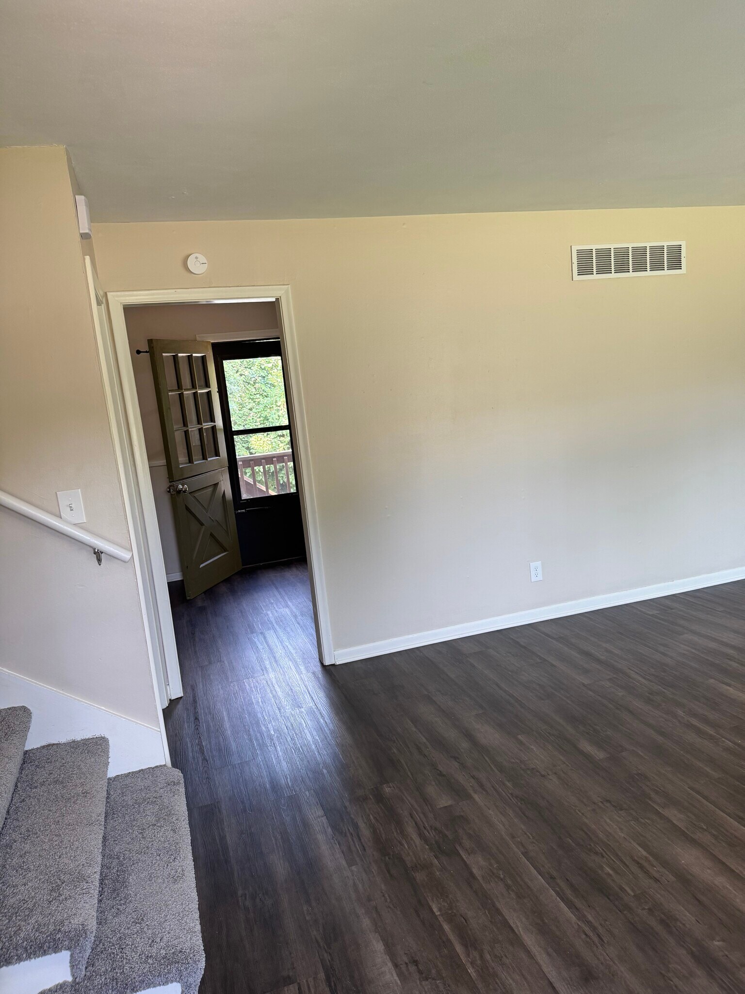 Building Photo - 1204 N 64th St
