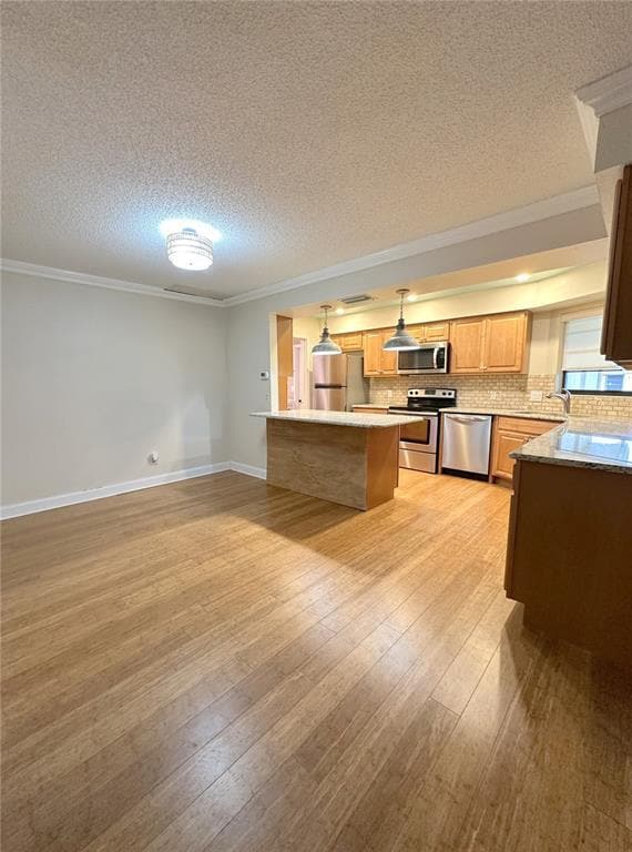 Building Photo - 229 Mark Twain Ln