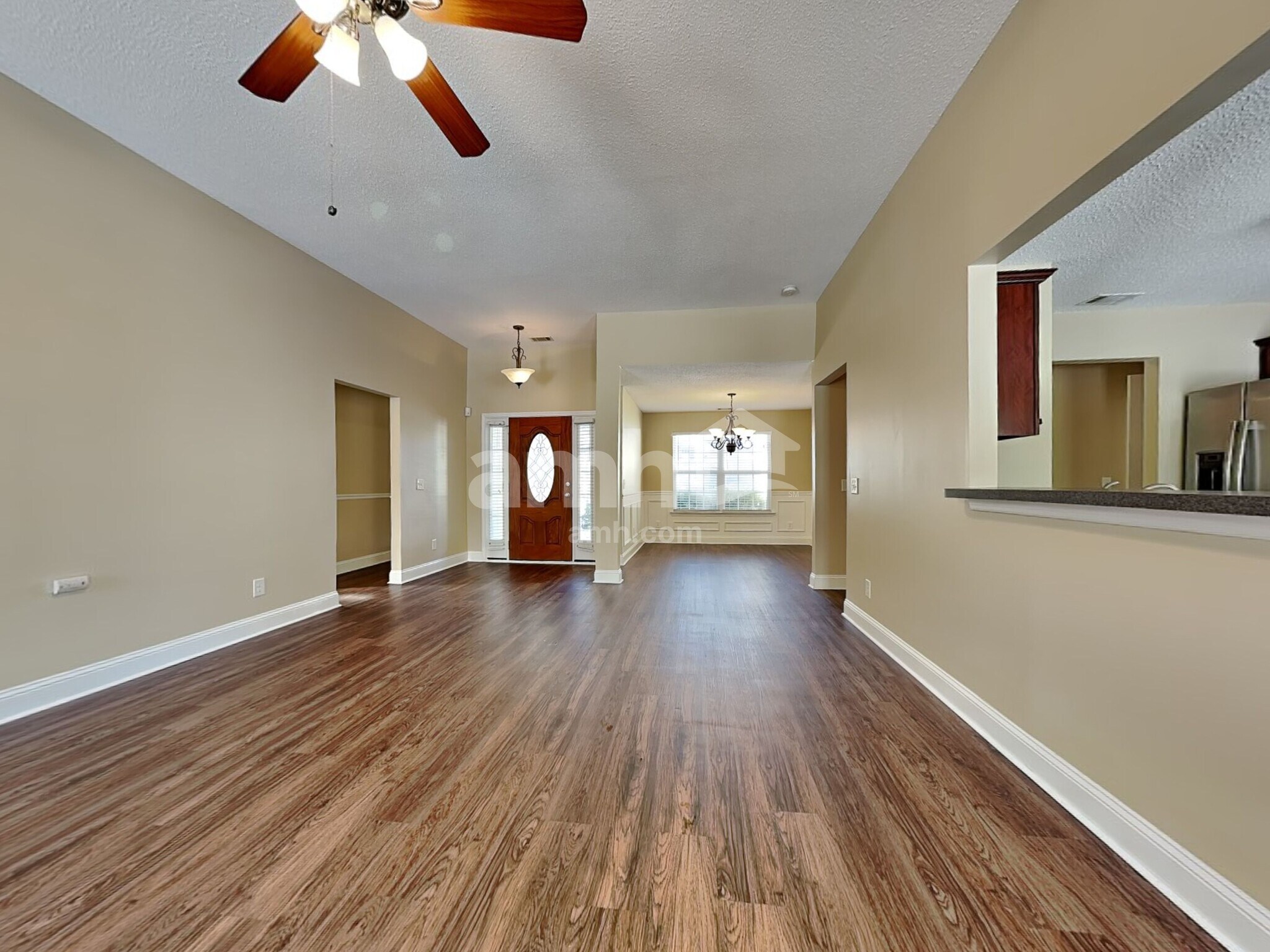 Building Photo - 738 Laurel Hill Cir