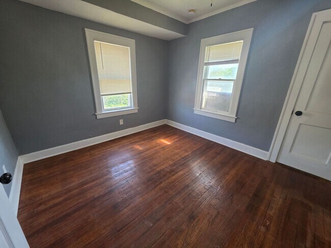 Building Photo - Charming 4 Bedroom, 2 Bath Home with Character & Space