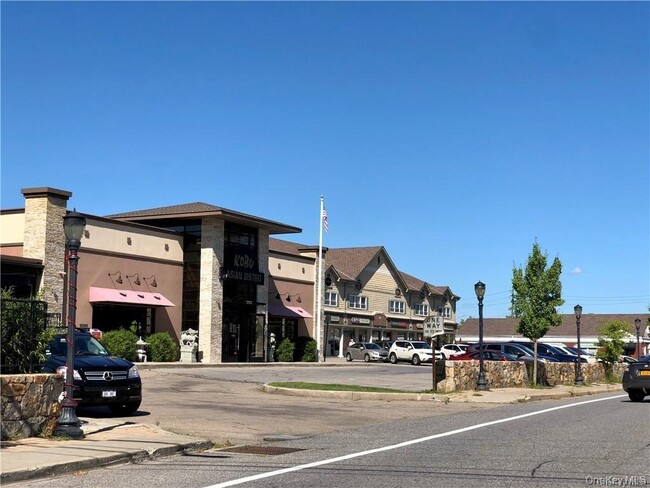 Building Photo - 722 US-6