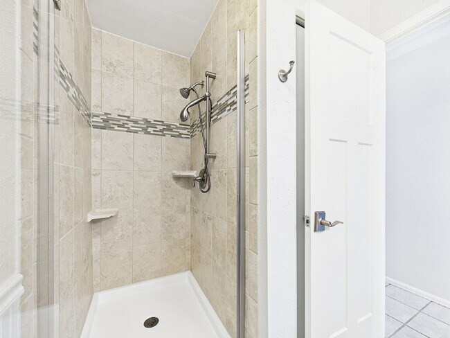 Building Photo - 6213 S Galena Way