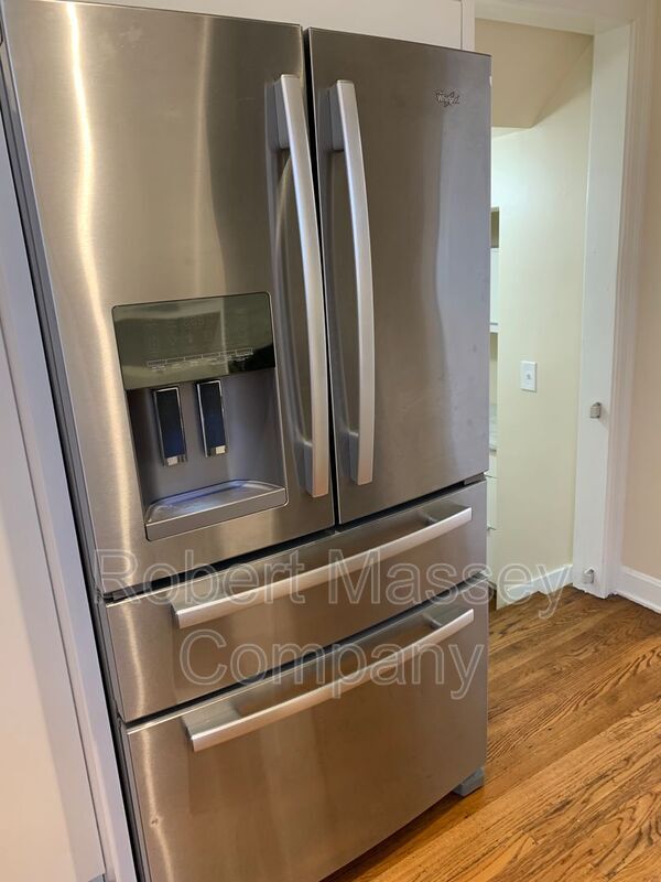 Building Photo - 2546 Woodcreek Rd