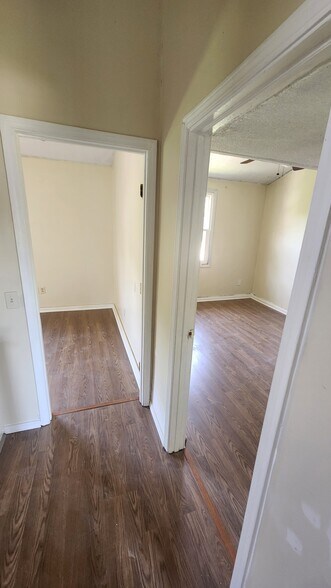 Building Photo - 2101 N Ball Ave