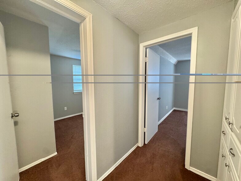 Building Photo - 3029 SW 62nd St