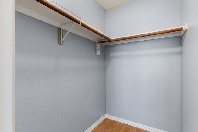 Building Photo - 409 Kathy Ln