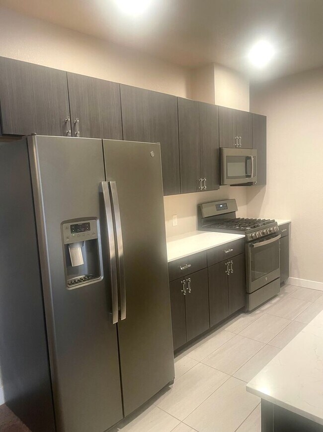 Primary Photo - 1401 W 85th Ave