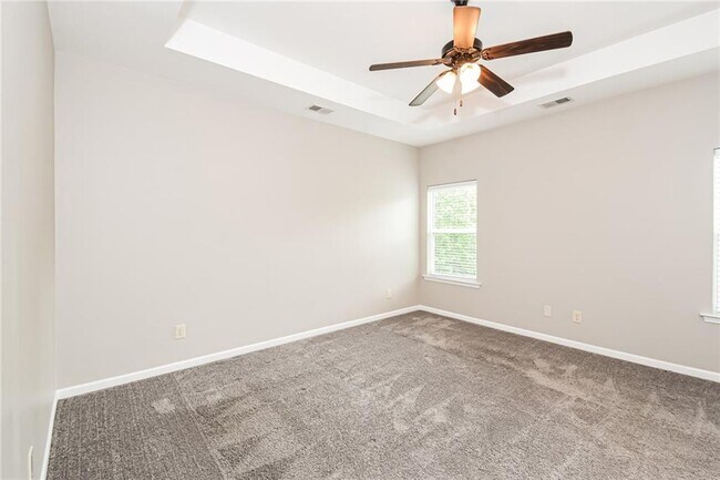 Building Photo - 109 Cessna Dr