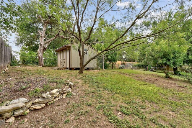 Building Photo - 2117A Rabb Rd