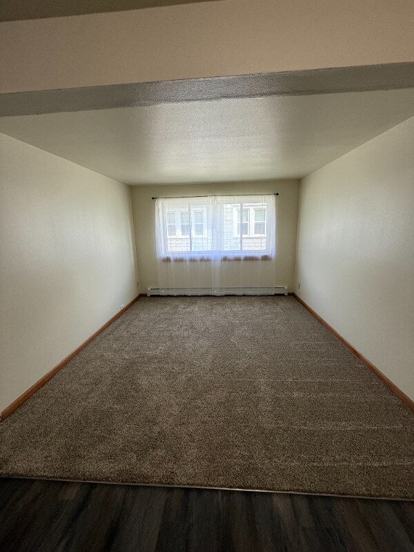 Building Photo - 2066 S 74th St