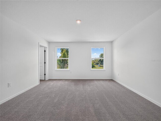 Building Photo - 3004 Jessamine Dr