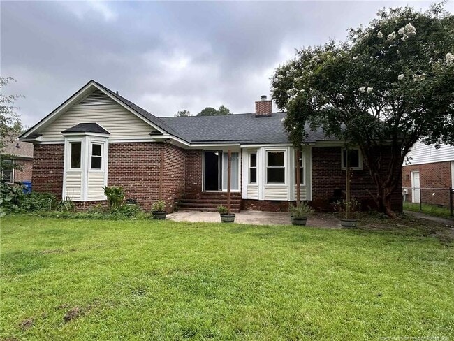 Building Photo - 6116 Garden Ct