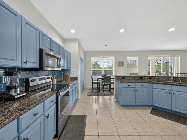 Building Photo - 8519 La Isla Dr