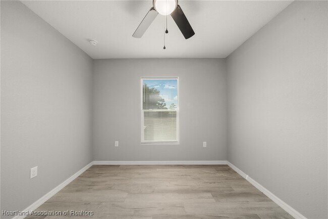 Building Photo - 6303 Red Cedar Rd