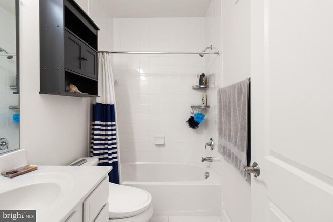 Building Photo - 10424 Ratcliffe Trl