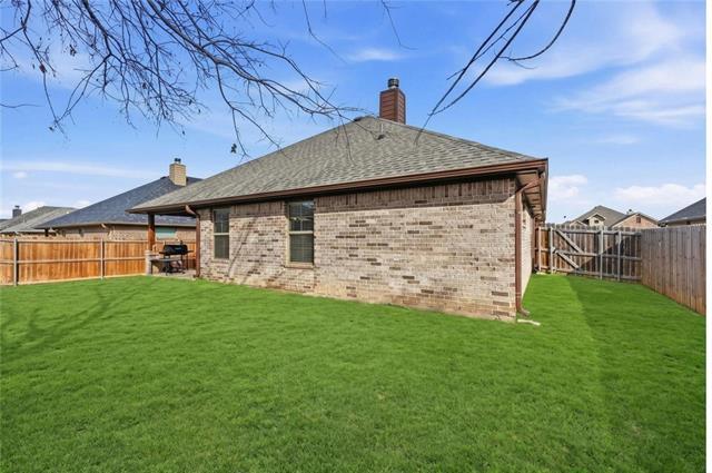 Building Photo - 1412 Ascot Ave