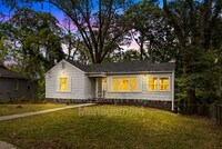Building Photo - 5025 43rd Pl N