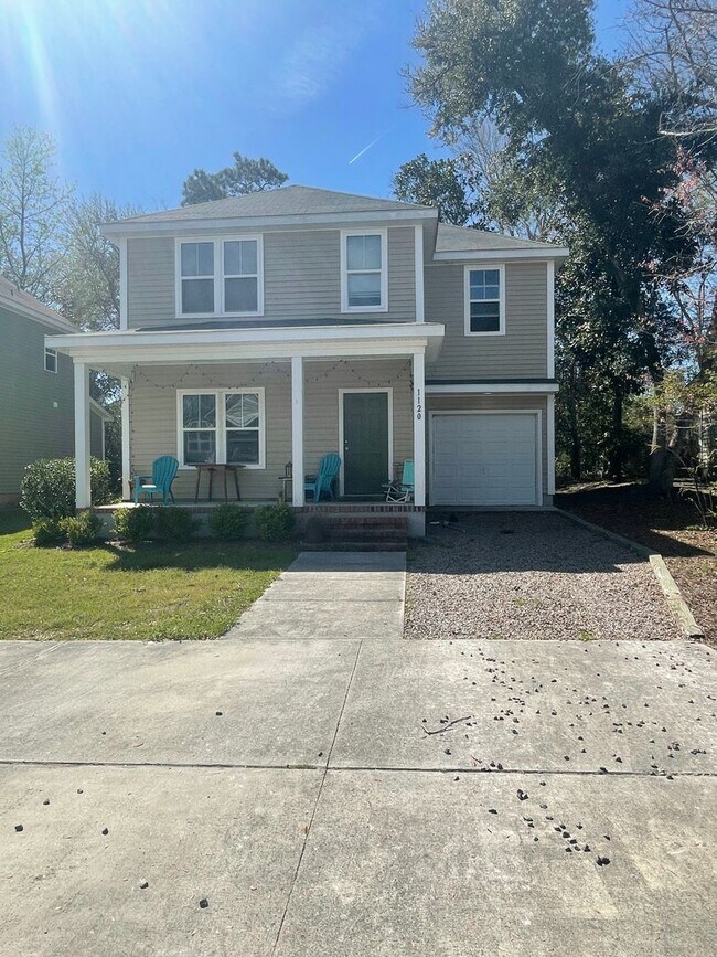 Primary Photo - 3 Bed 2 Bath Single Family Home