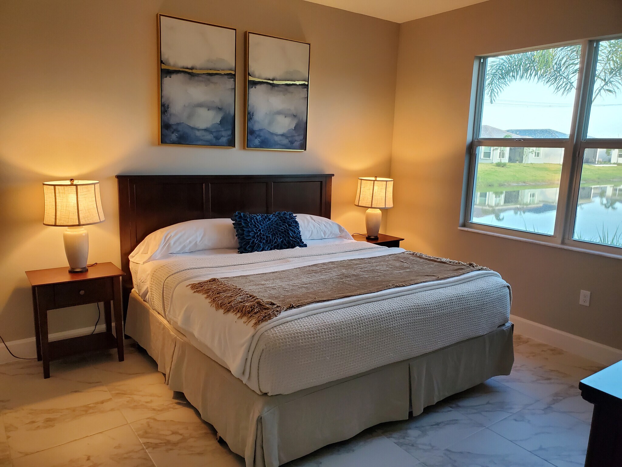 Building Photo - 11826 SW Oceanus Blvd