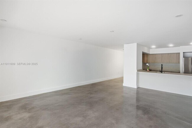 Building Photo - 16380 Briar Patch Pl