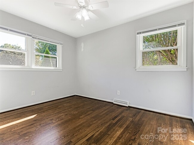 Building Photo - 3523 Clardy Ct