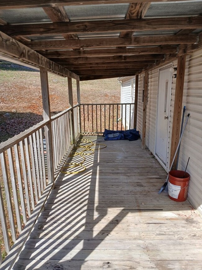 Building Photo - 251 Flat Creek Ln