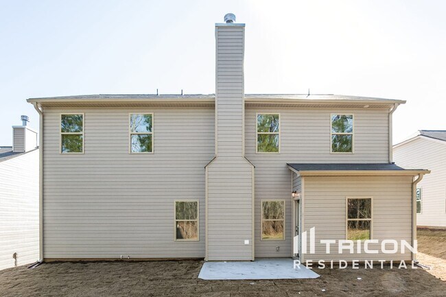 Building Photo - 357 Hawthorn Dr