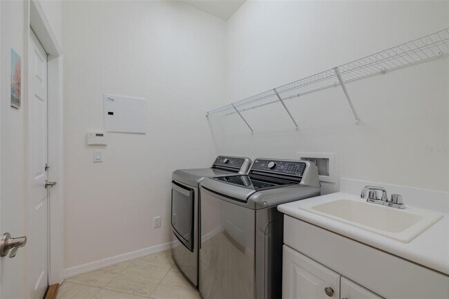 Building Photo - 4820 Grand Banks Dr