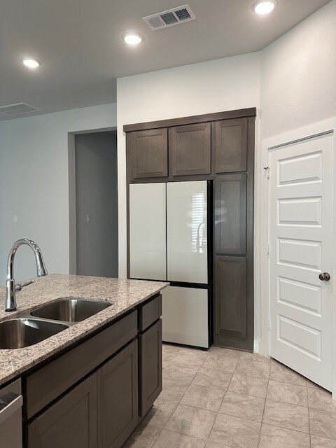 Building Photo - 28138 White Mdw Ln