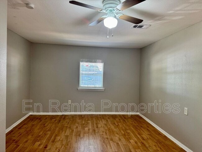 Building Photo - 3617 Bonnie Dr